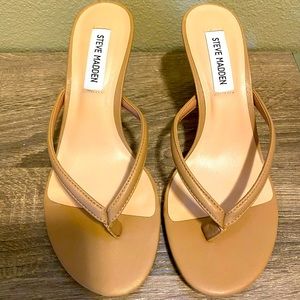 Tan Steve Madden slide sandals!